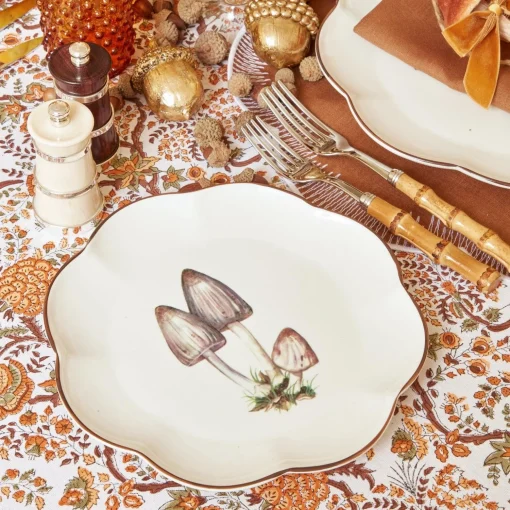 Mrs. Alice Scalloped Mushroom Starter Plate (Grey)< Starter Plates