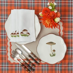 Mrs. Alice Scalloped Mushroom Starter Plate (Brown)< Starter Plates
