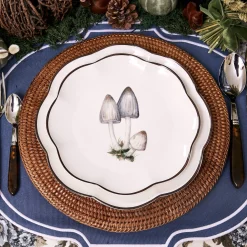 Mrs. Alice Scalloped Mushroom Starter Plate (Grey)< Starter Plates