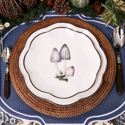 Mrs. Alice Scalloped Mushroom Starter Plate (Grey)< Starter Plates