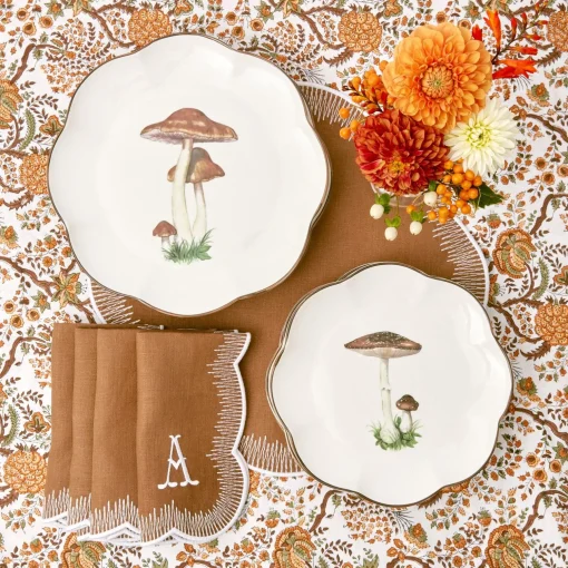 Mrs. Alice Scalloped Mushroom Starter Plate (Brown)< Starter Plates