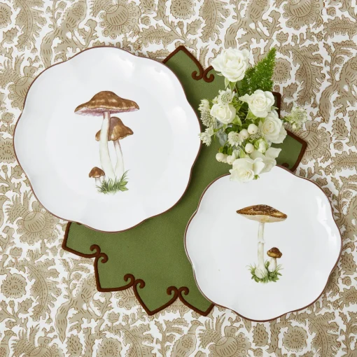 Mrs. Alice Scalloped Mushroom Starter Plate (Brown)< Starter Plates