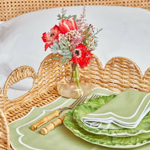 Mrs. Alice Scalloped Rattan Breakfast Tray< Trays | Trays