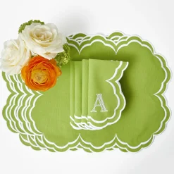 Mrs. Alice Serena Apple Green Scalloped Placemats & Napkins (Set of 4)< Summer Table Linen | Table Linen Sets