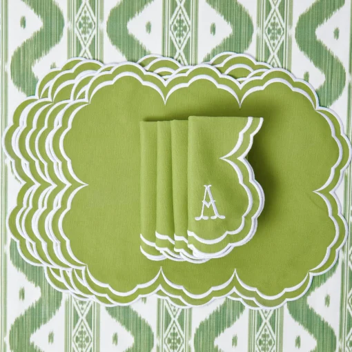 Mrs. Alice Serena Apple Green Scalloped Napkins (Set of 4)< Summer Table Linen | Napkins