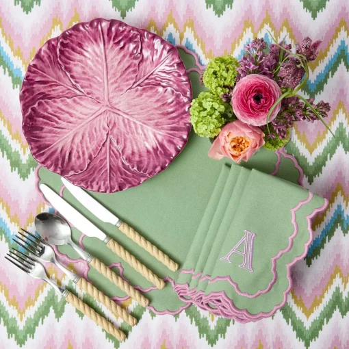 Mrs. Alice Serena Aubergine Cabbage Dinner Plate< Summer Crockery | Dinner Plates