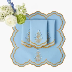 Mrs. Alice Serena Blue Carnation Napkins (Set of 4)< Summer Table Linen | Napkins