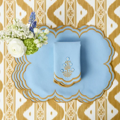 Mrs. Alice Serena Blue Carnation Napkins (Set of 4)< Summer Table Linen | Napkins