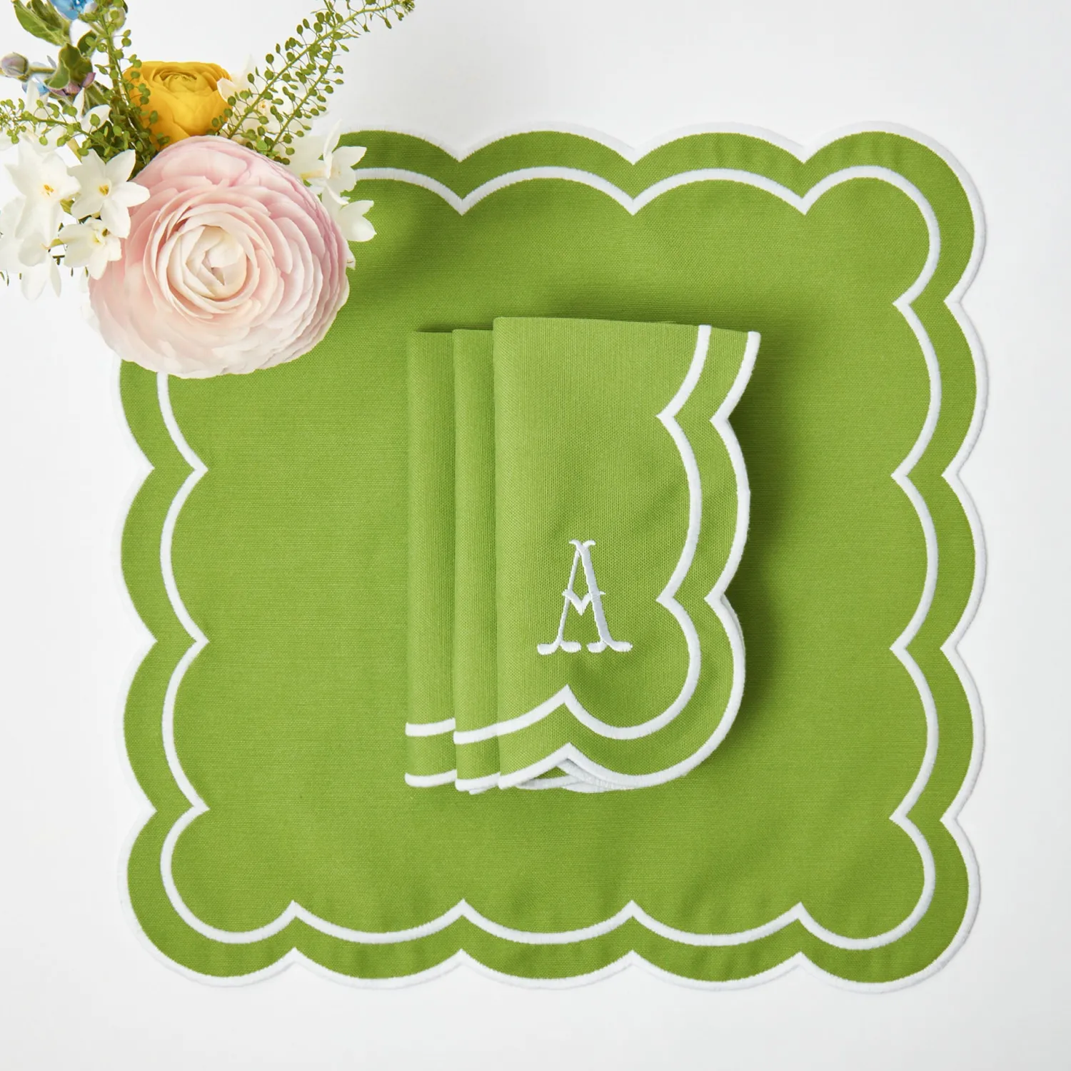 Mrs. Alice Serena Green Appliqué Napkins (Set of 4)< Napkins | Mrs. Alice Monogram