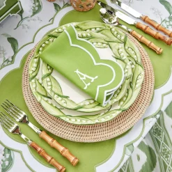 Mrs. Alice Serena Green Appliqué Napkins (Set of 4)< Napkins | Mrs. Alice Monogram