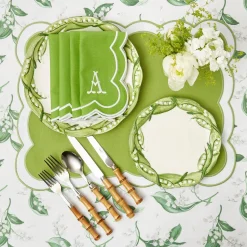 Mrs. Alice Serena Green Appliqué Napkins (Set of 4)< Napkins | Mrs. Alice Monogram