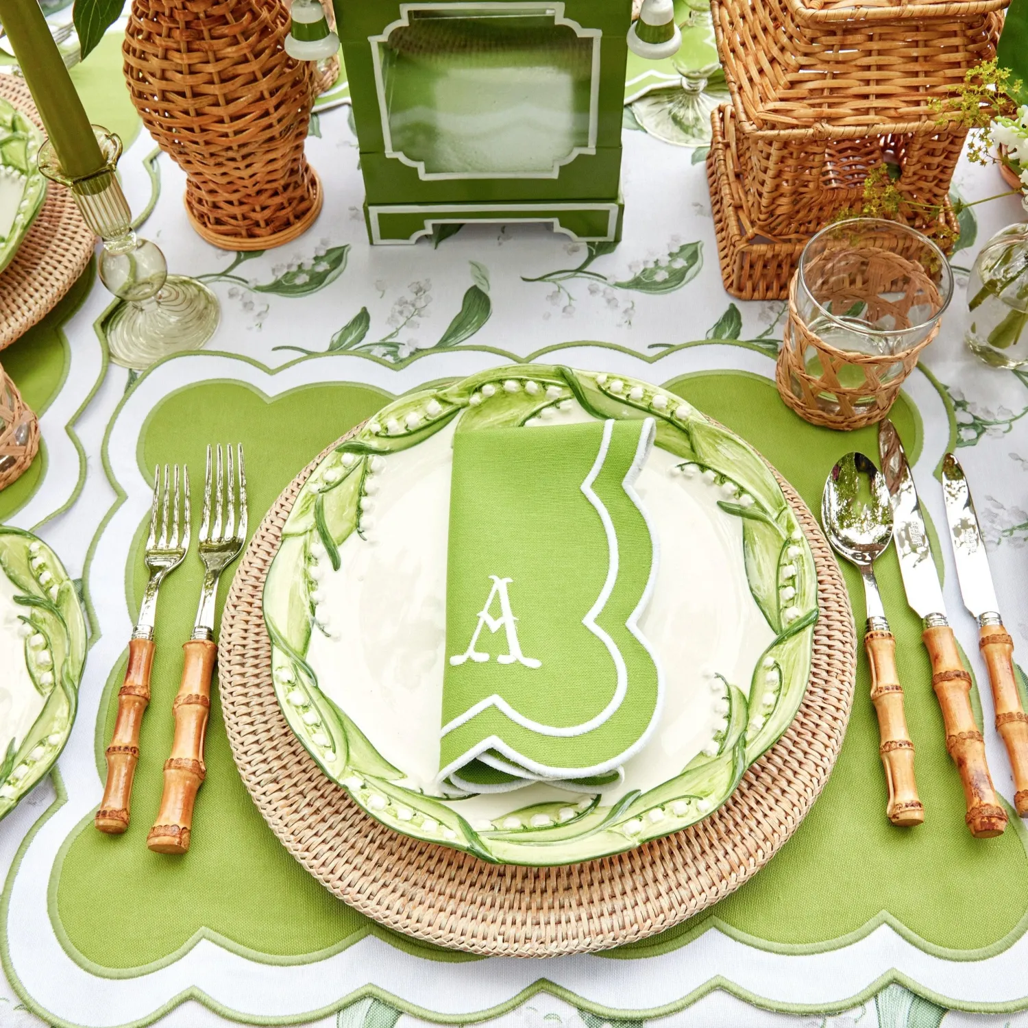 Mrs. Alice Serena Green Appliqué Napkins (Set of 4)< Napkins | Mrs. Alice Monogram