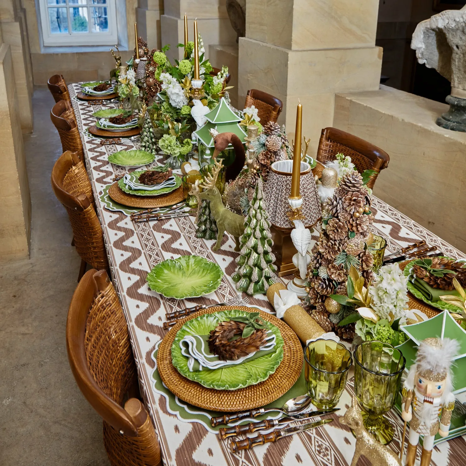 Mrs. Alice Serena Green Cabbage Dinner Plate< Dinner Plates