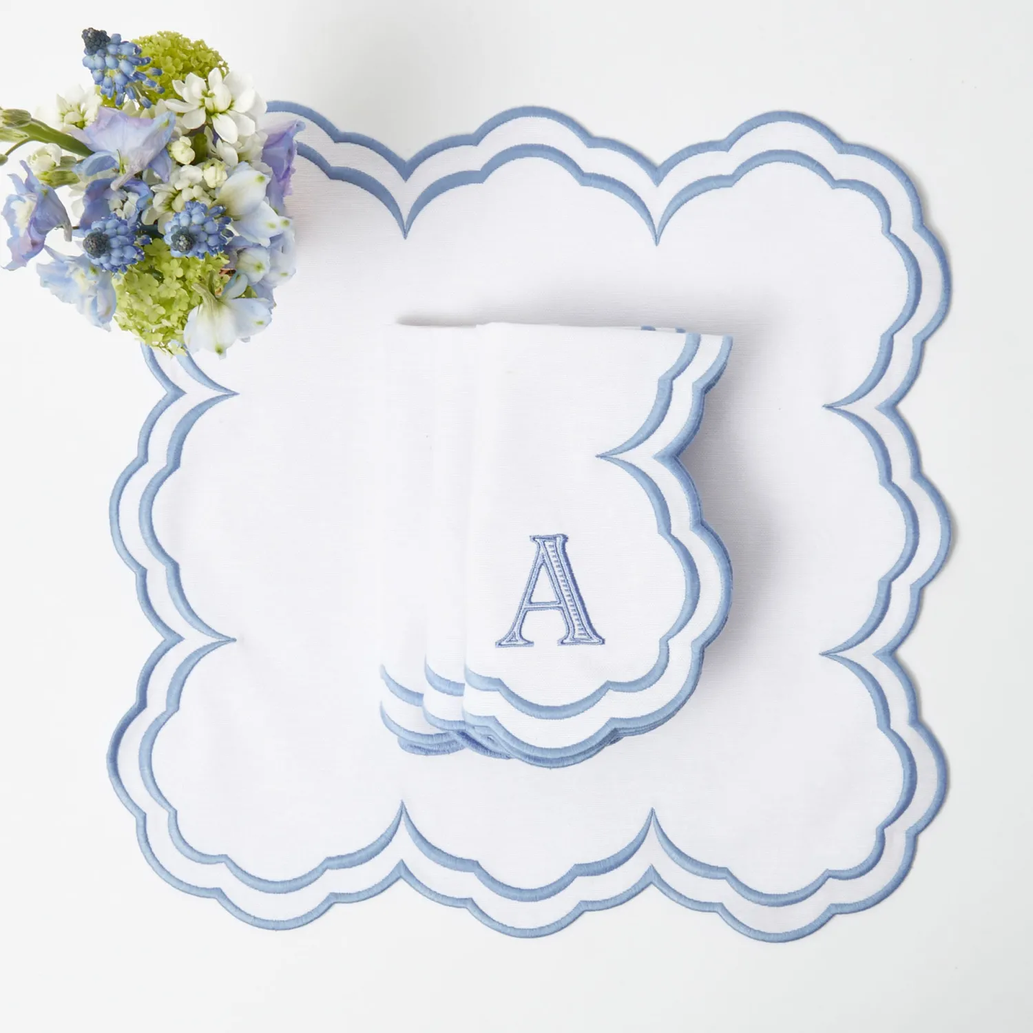 Mrs. Alice Serena White Napkins (Set of 4)< Napkins | Mrs. Alice Monogram