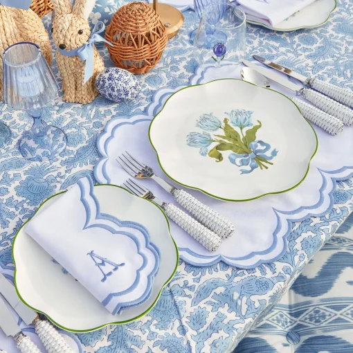 Mrs. Alice Serena White Placemats & Napkins (Set of 4)< Table Linen Sets | Mrs. Alice Monogram