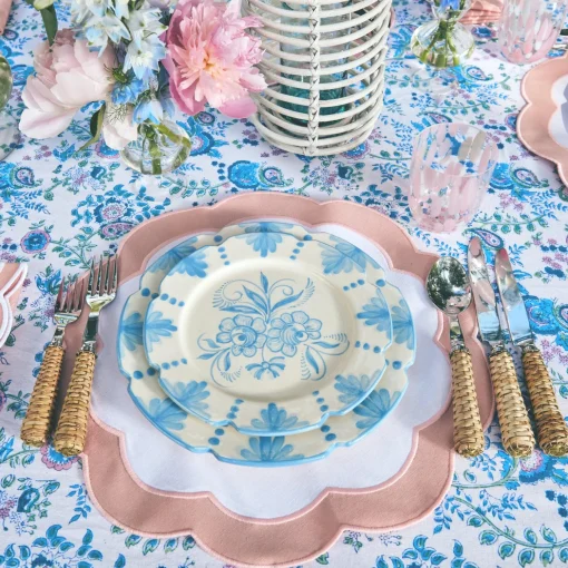 Mrs. Alice Seville Blue Gardênia Dinner Plate< Dinner Plates