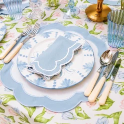 Mrs. Alice Seville Blue Gardênia Dinner Plate< Dinner Plates