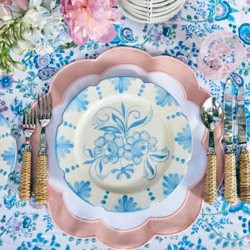 Mrs. Alice Seville Blue Gardênia Dinner Plate< Dinner Plates