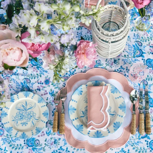 Mrs. Alice Seville Blue Gardênia Starter Plate< Starter Plates