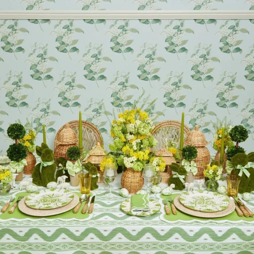 Mrs. Alice Seville Green Gardênia Dinner Plate< Dinner Plates