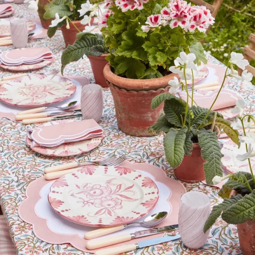 Mrs. Alice Seville Pink Gardênia Starter Plate< Starter Plates