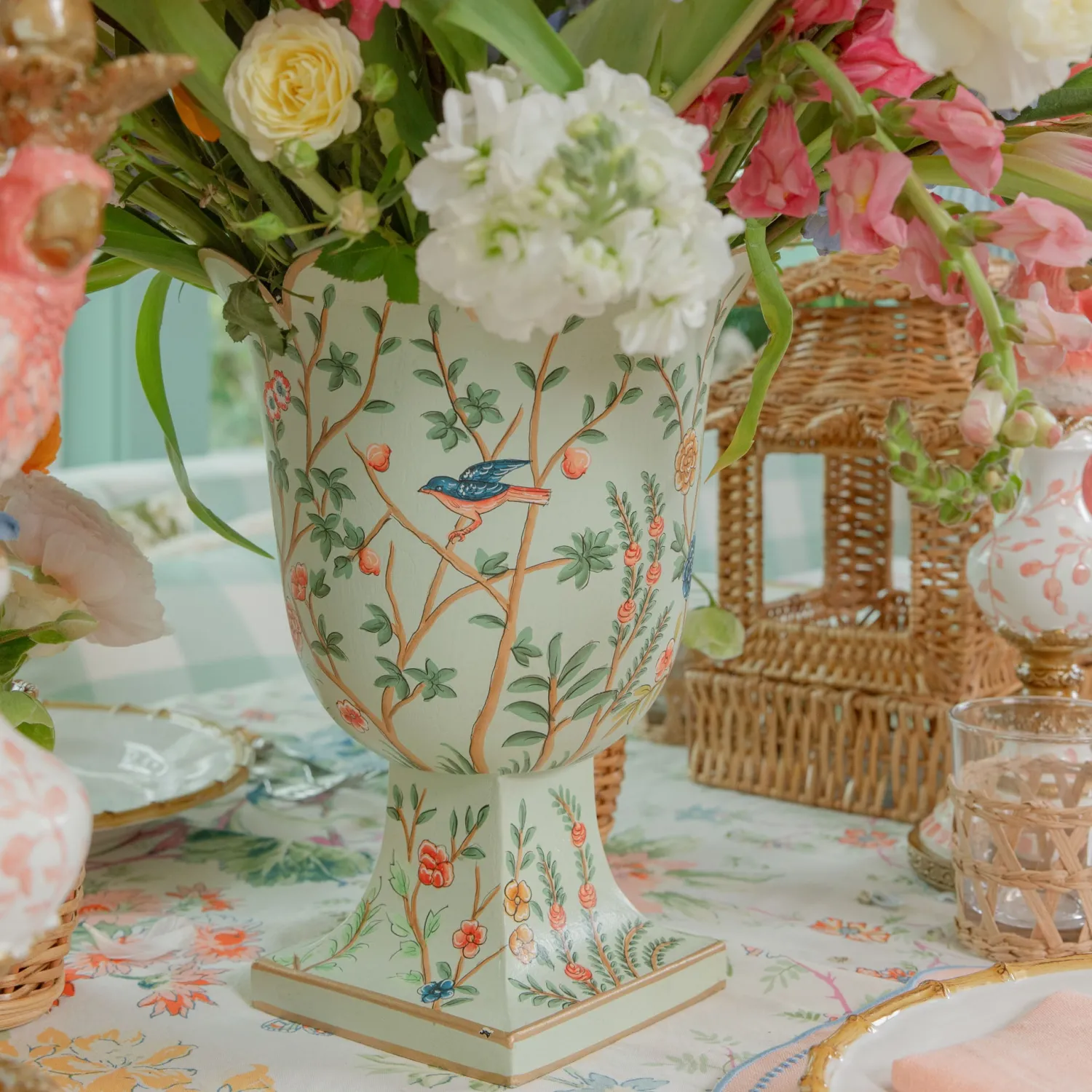 Mrs. Alice Small Chinoiserie Tole Urn Vase< Vases | Vases & Planters