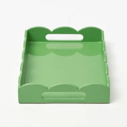 Mrs. Alice Small Green Lacquer Scalloped Tray< Trays | For The Millenial