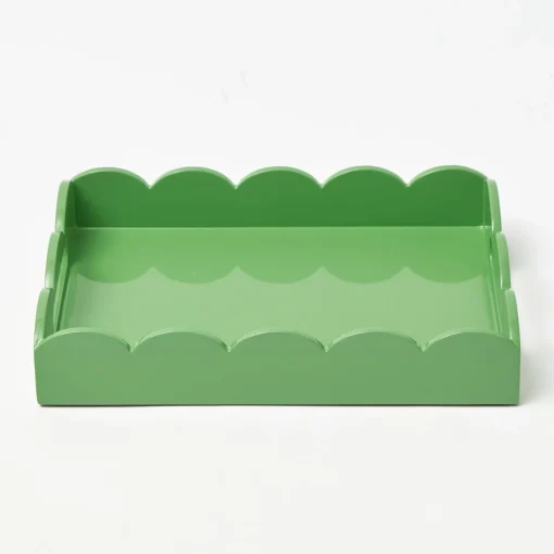 Mrs. Alice Small Green Lacquer Scalloped Tray< Trays | For The Millenial
