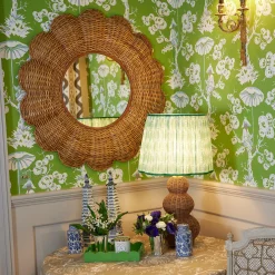 Mrs. Alice Small Green Lacquer Scalloped Tray< Trays | For The Millenial