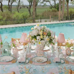 Mrs. Alice Small Pink Chinoiserie Tole Urn Vase< Vases | Vases & Planters