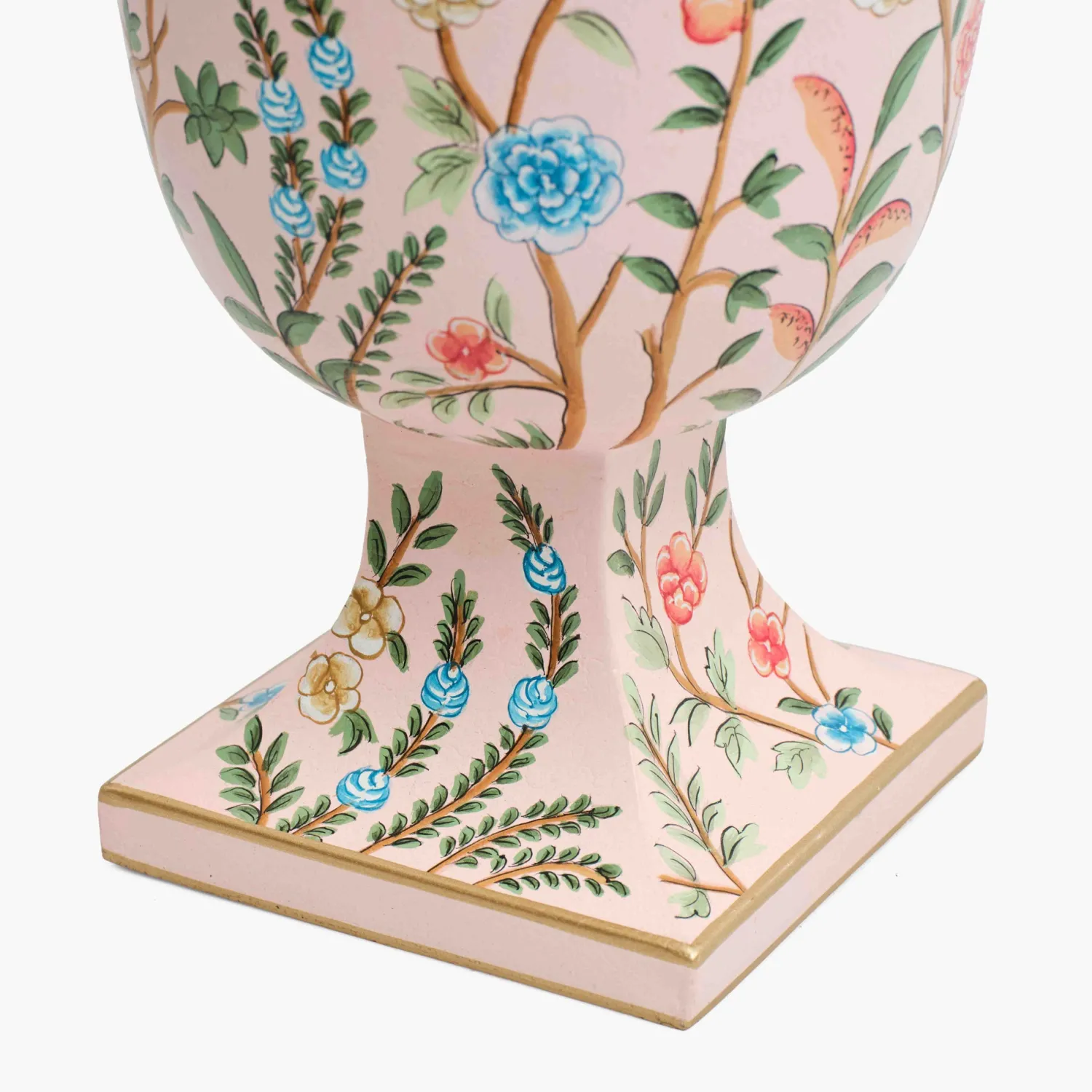 Mrs. Alice Small Pink Chinoiserie Tole Urn Vase< Vases | Vases & Planters