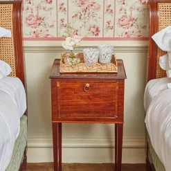 Mrs. Alice Small Scalloped Rattan Tray< Trays | Trays