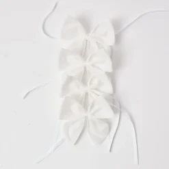 Mrs. Alice Snow White Velvet Napkin Bows (Set of 4)< Napkin Rings & Bows