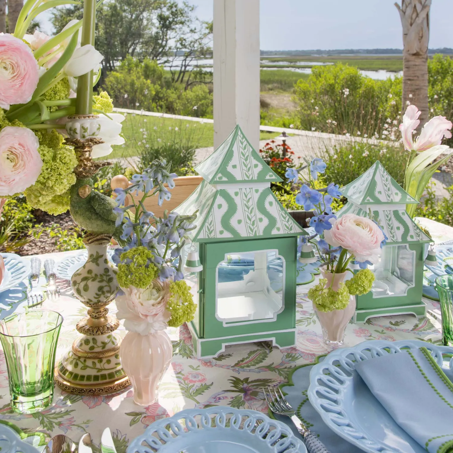 Mrs. Alice Soft Blue Lace Dinner & Starter Plates (Set of 8)< Summer Crockery | Crockery Sets