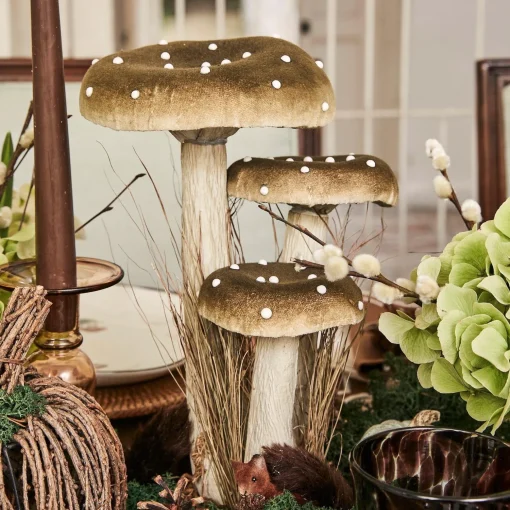 Mrs. Alice Tall Green Velvet Mushrooms (Set of 3)< Year-round Decorations | Autumn Decorations