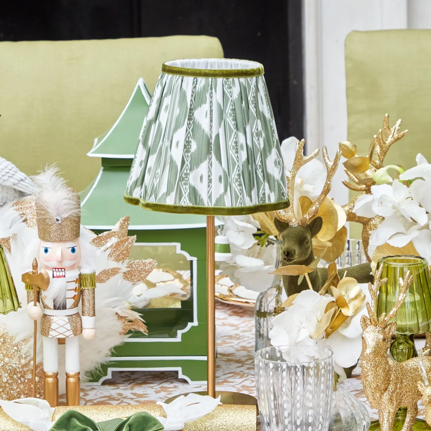 Mrs. Alice Tall Rechargeable Lamp with Olive Ikat Shade (18cm)< Rechargeable Table Lamps