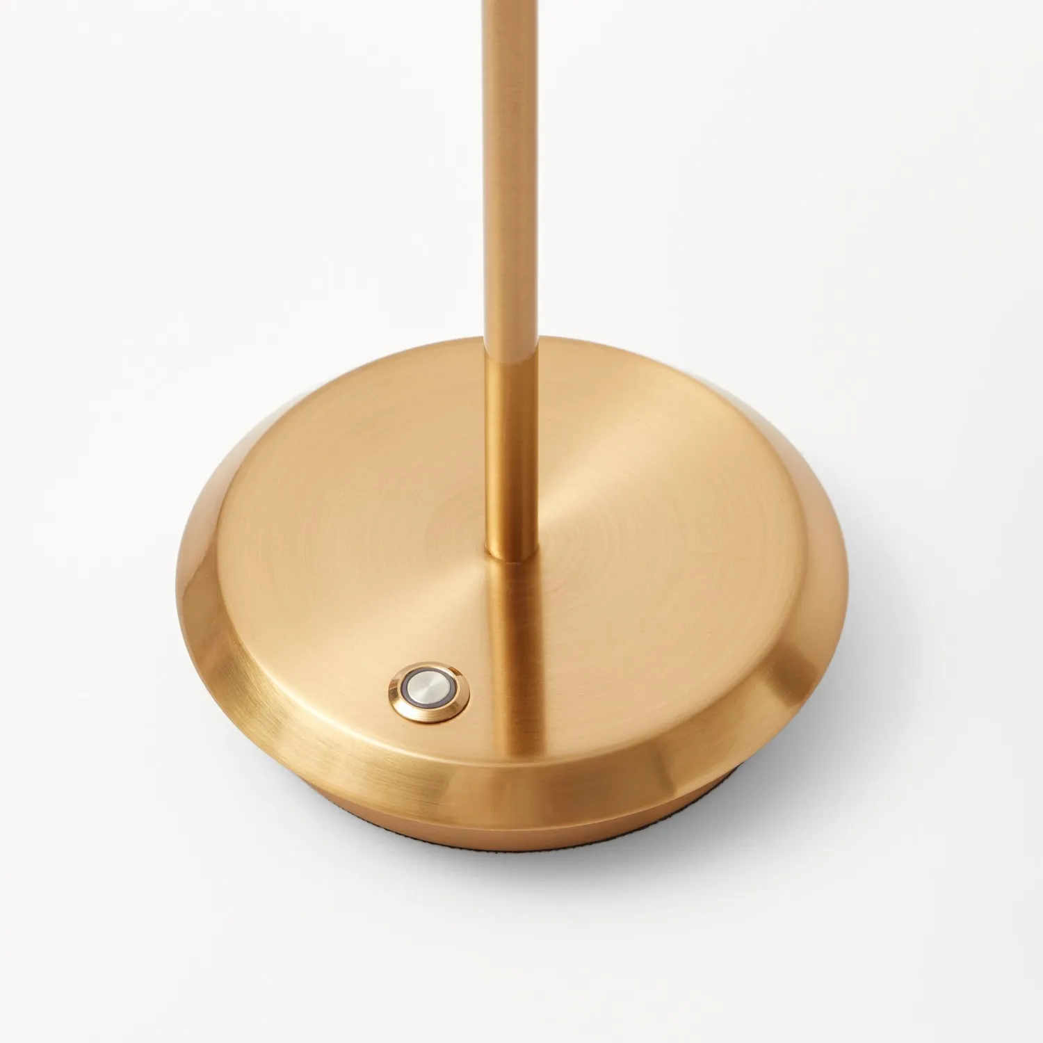 Mrs. Alice Tall Rechargeable Lamp with Olive Lotus Shade (18cm)< Rechargeable Table Lamps