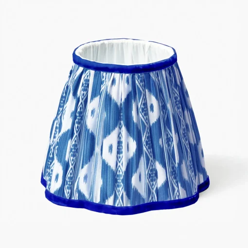 Mrs. Alice Tall Rechargeable Lamp with Cobalt Ikat Shade (18cm)< Rechargeable Table Lamps