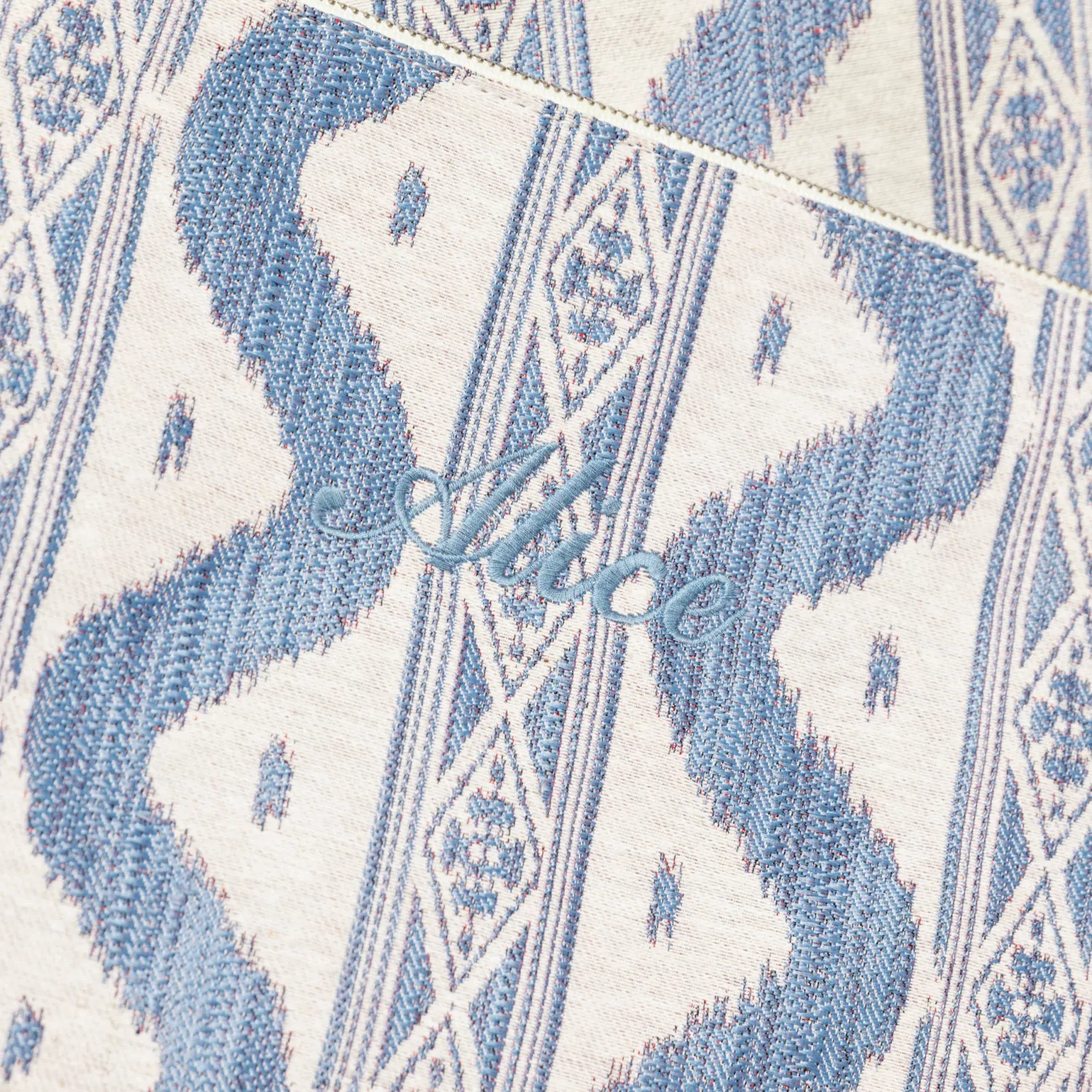 Mrs. Alice The Tote-ally Fabulous Giftscape< Mrs. Alice Tote Bags | Mrs. Alice Monogram