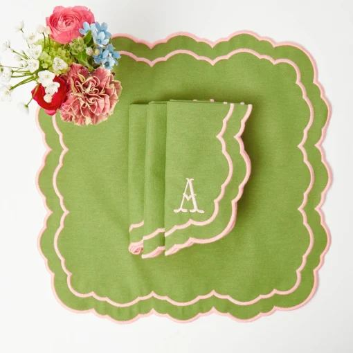 Mrs. Alice Valérie Green & Pink Napkins (Set of 4)< Napkins | Mrs. Alice Monogram