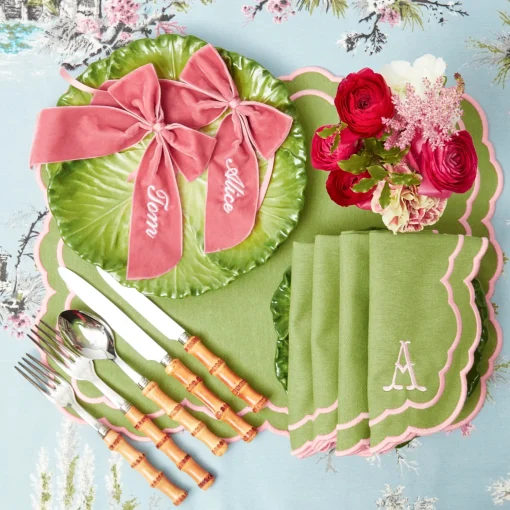 Mrs. Alice Valérie Green & Pink Napkins (Set of 4)< Napkins | Mrs. Alice Monogram