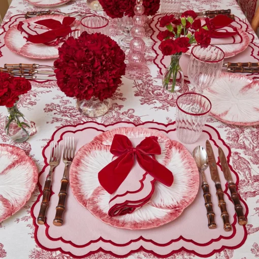 Mrs. Alice Valérie Pink Placemats & Napkins (Set of 4)< Table Linen Sets | Mrs. Alice Monogram