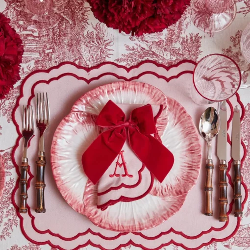 Mrs. Alice Valérie Pink Placemats & Napkins (Set of 4)< Table Linen Sets | Mrs. Alice Monogram