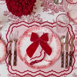 Mrs. Alice Valérie Pink Placemats (Set of 4)< Placemats