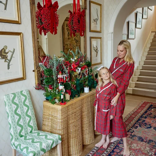 Mrs. Alice Vivienne Rattan Scalloped Console Table< Furniture | Furniture
