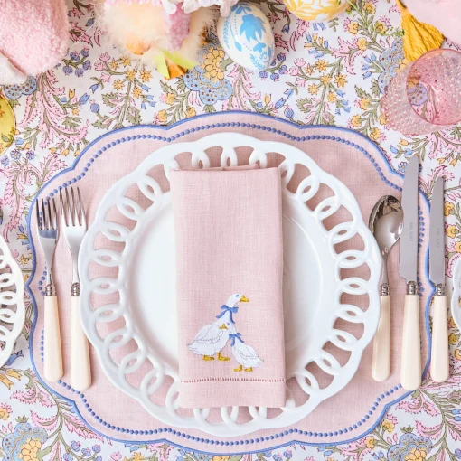 Mrs. Alice White Lace Dinner Plate< Dinner Plates