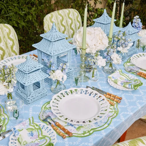 Mrs. Alice White Lace Dinner Plates (Set of 4)< Dinner Plates | Crockery Sets