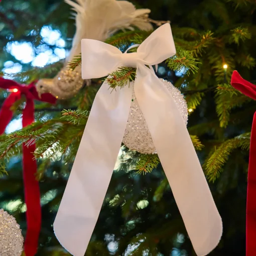Mrs. Alice White Velvet Christmas Tree Bows (Set of 6)< Christmas Decorations